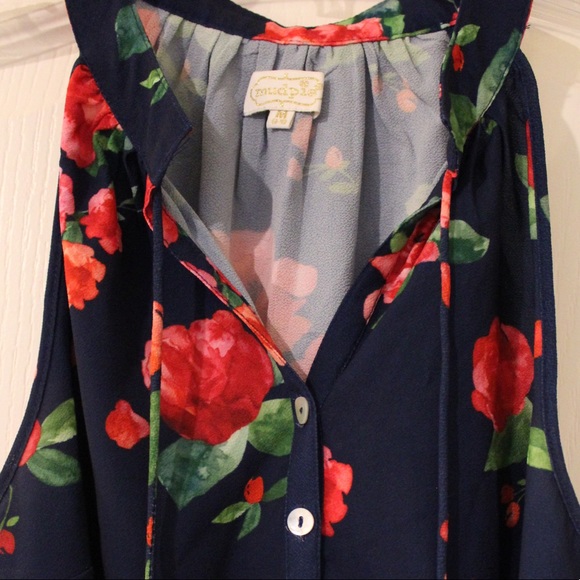 Sleeveless mudpie blouse - Picture 2 of 4